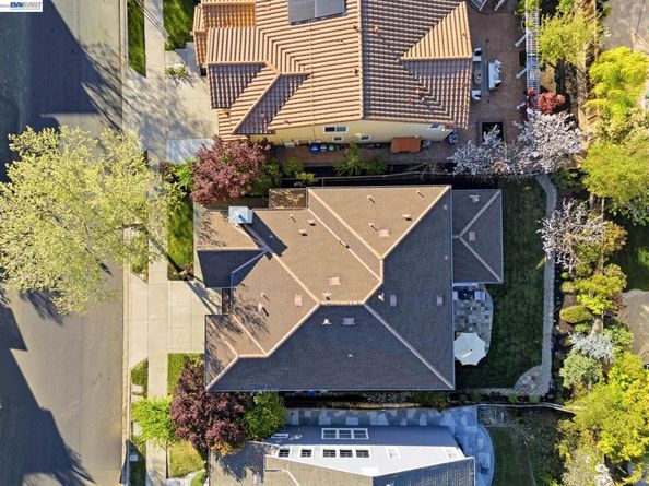 3132 Ashbrook Ln, San Ramon CA 94582