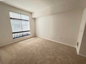 989 Franklin St 621, Oakland CA 94607