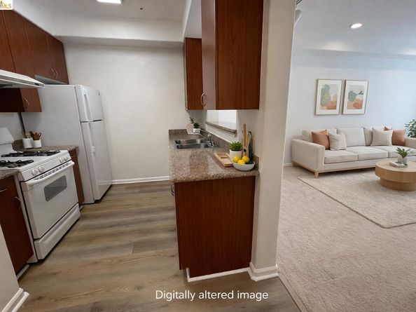 989 Franklin St 621, Oakland CA 94607