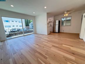 10 Moss Ave 15, Oakland CA 94610