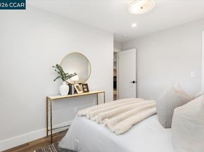 5924 Balboa Dr, Oakland CA 94611