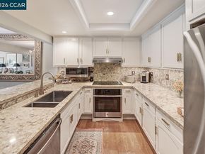 2001 Oakmont Way 6, Walnut Creek CA 94595