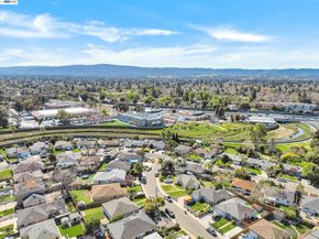 147 Wisteria Dr, East Palo Alto CA 94303