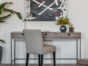 330 Vernon St 301, Oakland CA 94610