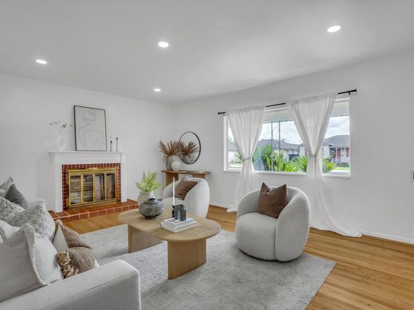 824 Maud Ave, San Leandro CA 94577