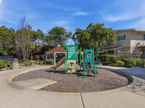 3937 Forest Cir, Castro Valley CA 94546