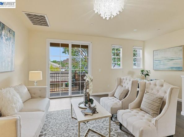 3937 Forest Cir, Castro Valley CA 94546