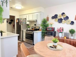 38533 Vancouver Cmn, Fremont CA 94536