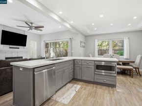 249 Stranahan Cir, Clayton CA 94517