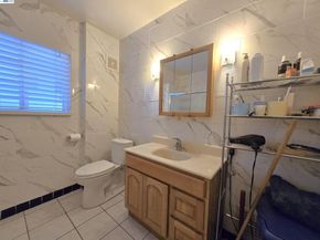 2917 Telegraph Ave, Berkeley CA 94705