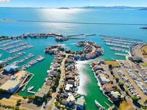 1300 Quarry Ct 209, Richmond CA 94801