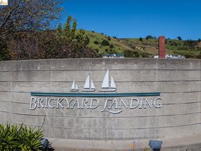 1300 Quarry Ct 209, Richmond CA 94801
