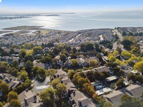 24 Bayside Ct, Richmond CA 94804
