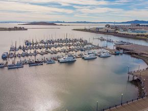 24 Bayside Ct, Richmond CA 94804