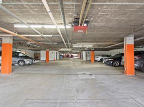 955 Shorepoint Ct 100, Alameda CA 94501