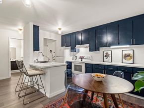 955 Shorepoint Ct 100, Alameda CA 94501
