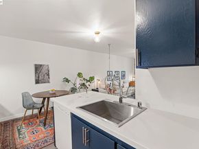 955 Shorepoint Ct 100, Alameda CA 94501