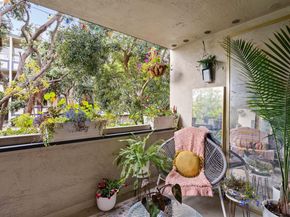 955 Shorepoint Ct 100, Alameda CA 94501