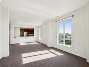 423 7th St 401, Oakland CA 94607
