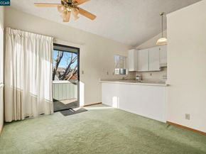 1126 Maywood Ln, Martinez CA 94553