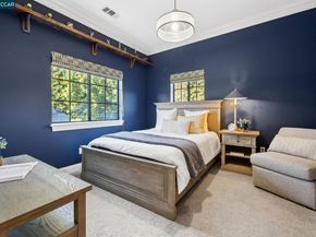 25 Woodland Dr, Alamo CA 94507