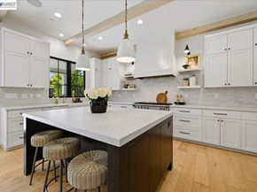 3550 Vine St, Pleasanton CA 94566