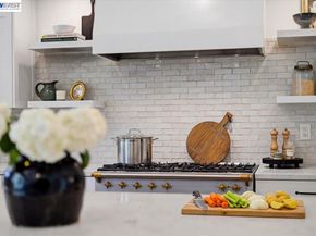 3550 Vine St, Pleasanton CA 94566