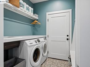 3550 Vine St, Pleasanton CA 94566