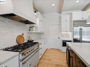 3550 Vine St, Pleasanton CA 94566