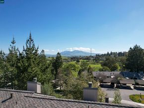 1589 Ashwood Dr., Martinez CA 94553