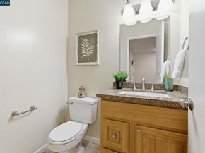 1589 Ashwood Dr., Martinez CA 94553