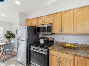 1195 Kenwal Rd B, Concord CA 94521