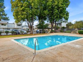 1195 Kenwal Rd B, Concord CA 94521