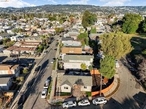 2151 Santa Rita St, Oakland CA 94601