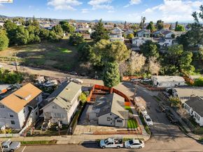 2151 Santa Rita St, Oakland CA 94601