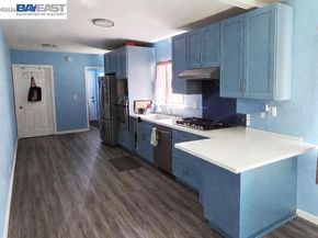 1614 72Nd Ave, Oakland CA 94621