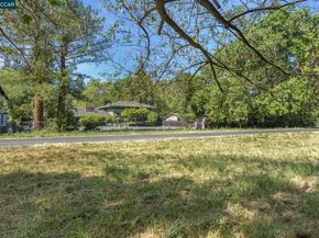 90 Laurel Dr, Danville CA 94526