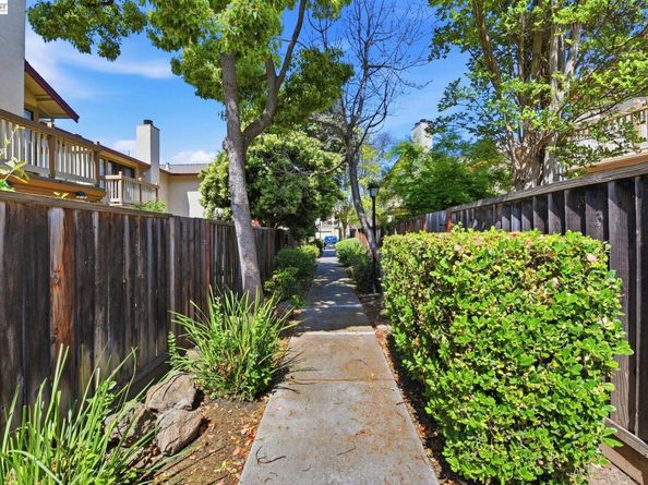 935 Cherry Glen Cir 219, Fremont CA 94536