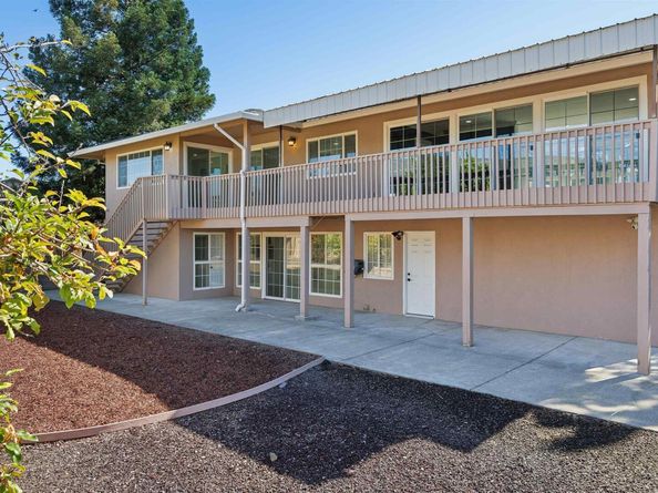 3247 Round Hill Drive, Hayward CA 94542