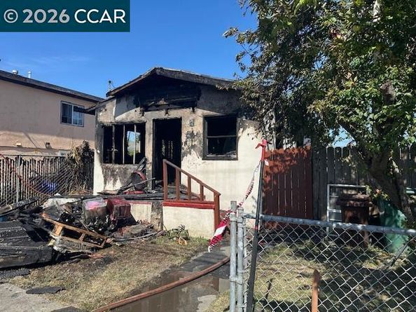 686 4th Street, Richmond CA 94801