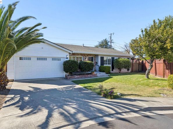 8420 Cavalier Ct, Dublin CA 94568