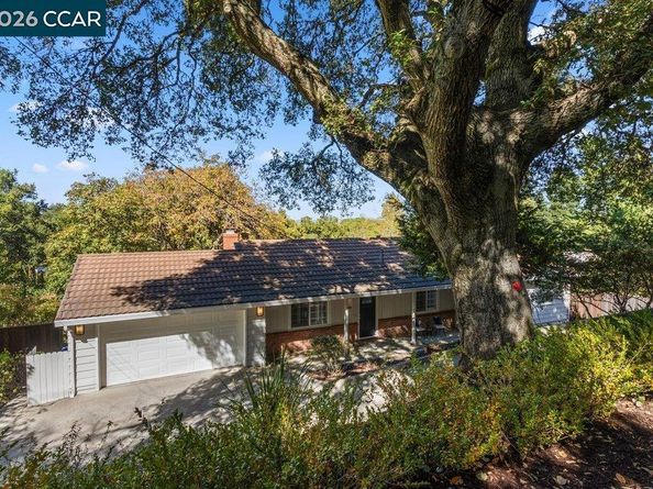 358 El Toyonal, Orinda CA 94563