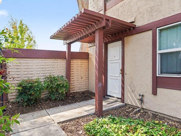 1501 Parkwood Pl, Concord CA 94521