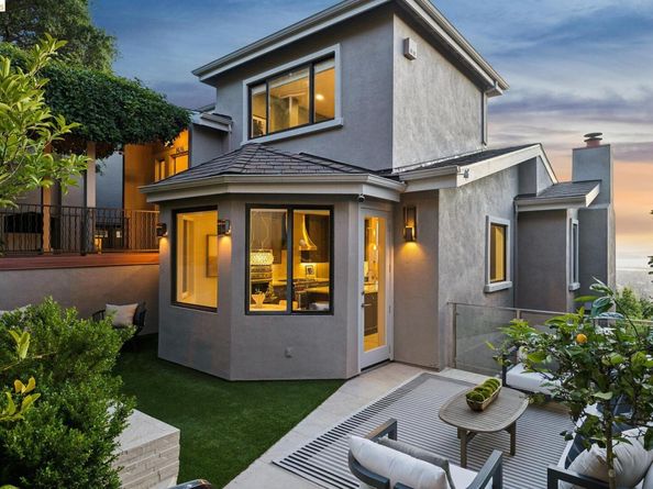 1426 Grand View Dr, Berkeley CA 94705