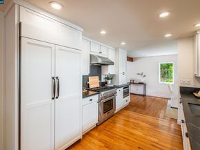 3348 Walnut Ln, Lafayette CA 94549