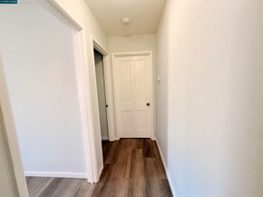 238 Fitzpatrick Rd, Oakland CA 94603