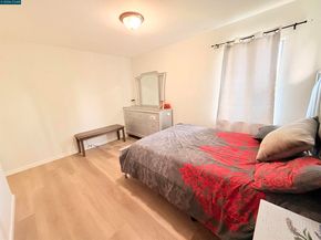 238 Fitzpatrick Rd, Oakland CA 94603