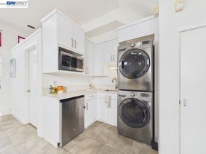 2932 Filbert St 2, Oakland CA 94608
