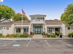 6 Schooner Ct, Richmond CA 94804