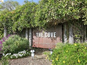 6 Schooner Ct, Richmond CA 94804